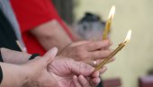 СЕЋАЊЕ НА ПАЛЕ ХЕРОЈЕ: Код Брода служен помен за погинуле борце у Одбрамбено-отаџбинском рату
