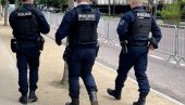 ХАОС У МАРСЕЈУ: Полиција ликвидирала мушкарца који је ножем повредио четири особе