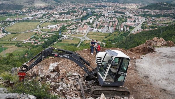 ПОЧЕЛА ИЗГРАДЊА ВИДИКОВЦА ИЗНАД ТРЕБИЊА: Стакленом стазом до најлепшег погледа