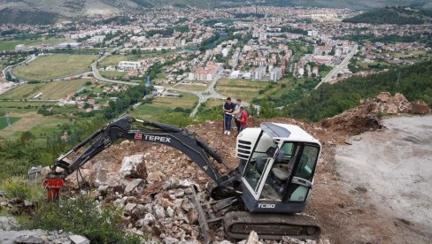 POČELA IZGRADNJA VIDIKOVCA IZNAD TREBINJA: Staklenom stazom do najlepšeg pogleda