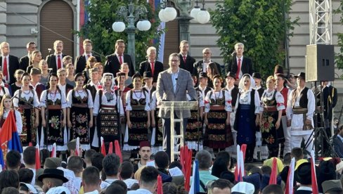 ВУЧИЋ САОПШТИО НАЈБОЉЕ МОГУЋЕ ВЕСТИ: Постигнут договор о српском јединству који ће трајати довека ВУЧИЋ САОПШТИО НАЈБОЉЕ МОГУЋЕ ВЕСТИ: Постигнут договор о српском јединству који ће трајати довека