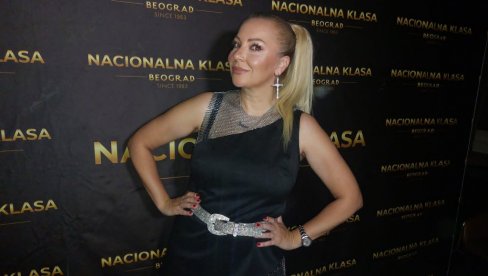 DESILE SU SE PROMENE NA MUZIČKOJ SCENI: Ivana Selakov za Novosti o aktuelnim temama i svojim novitetima (FOTO)