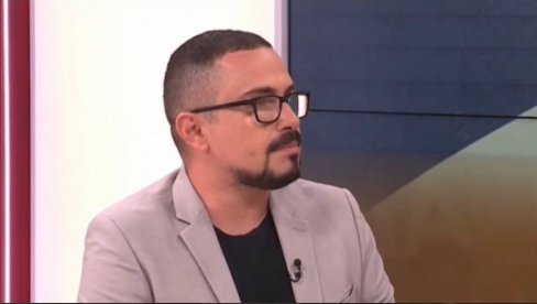 BLOKADERSKI NOVINAR VELJKOVIĆ PORUČIO: Samo Srbi su genocidni - Mladiću se ni grob ne sme znati (FOTO)