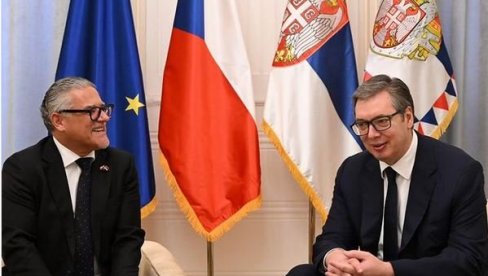 VUČIĆ SA ČEŠKIM AMBASADOROM: Uveren sam da će iz Srbije poneti najlepše uspomene