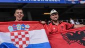 UDRUŽILA SE BRAĆA! Zagrebački Bed blu bojsi došli u Tiranu na utakmicu Albanija - Srbija da pokažu koliko mrze Srbe (FOTO)