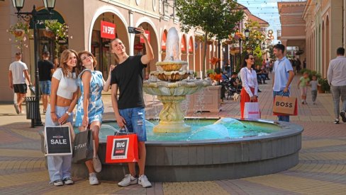 OSVOJ VREDNU NAGRADU I UČESTVUJ U ŠOPING AVANTURI: Pobednik konkursa osvaja nagradu od 1.500 evra za kupovinu u BIG FASHION Outlet Inđija