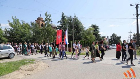 POSLE LITURGIJE, U NEDELJU: Tradicionalna litija ulicama Sečnja