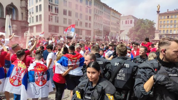 КАКВИ ЦАРЕВИ! Ево како је Бајерн дочекао Србе у Минхену (ФОТО)