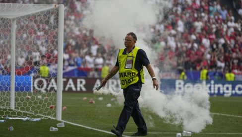 NE VALJA, NIKAKO NE VALJA! Srbija pred drakonskom kaznom UEFA, evo šta su navijači uradili protiv Slovenije!