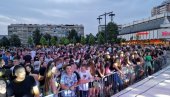 ŽURKA ZA MALE MATURANTE: Nagrade za učenike generacije u Leskovcu