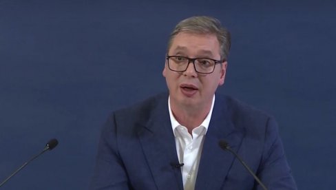 VUČIĆ O OBOJENIM REVOLUCIJAMA: Uvek smo bili uzdržani, bez nasilja obezbedili poredak u zemlji, bez problema