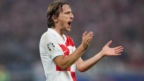 GDE JE NAŠAO OSAM MINUTA?: Modrić grmi na sudiju nakon šoka za Hrvatsku