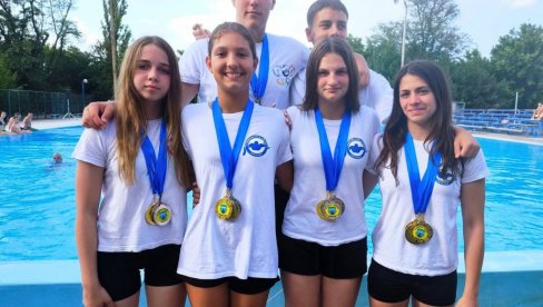 ZA PLIVAČE „CRNICE“ 25 MEDALJA: Sjajan nastup Paraćinaca u Pančevu