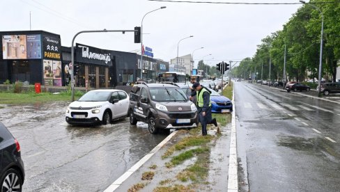 ШАПИЋ ОТКРИО ЗАШТО ЈЕ ДОШЛО ДО КОЛАПСА НА БЕОГРАДСКИМ УЛИЦАМА: Постоје два разлога, то је реалност у овом моменту