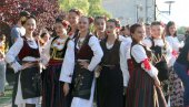 МАНИФЕСТАЦИЈА У ТРИ СЕЛА: За Михољске сусрете у Смедереву пола милиона динара
