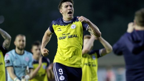 IRSKI DERBI ZA DRUGO KOLO LŠ: Oba šampiona neguju sličan fudbal, ali gosti imaju problema sa odbranom