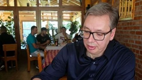 PREDSEDNIK NAPRAVIO KRATAK PREDAH: Osveženje nakon obilaska rekonstruisanog puta Studenica-Rudno (FOTO)