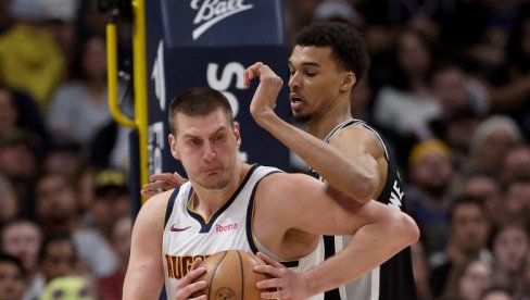 VEMBANJAMA GLEDA I NE VERUJE! MVP partija Nikole Jokića u pobedi Denvera nad Sparsima!