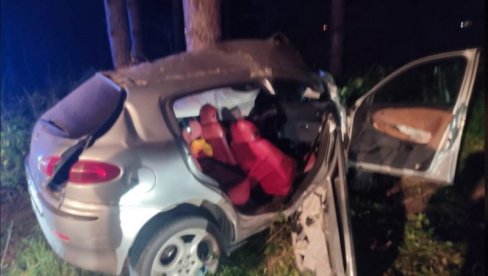 TRAGEDIJA KOD PLJEVALJA: Poginuo mladić (21), auto skroz smrskan - otkriven identitet nastradalog