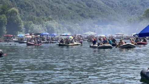 SPUST LEPOTO, DRINE I  PRIBOALJA: Čuvena ljubovijska Drinska regata od Rogačiice do LJubovije