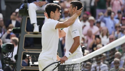 KAD POKULJAJU EMOCIJE: Ovako su Karlos Alkaraz i Novak Đoković doživeli kraj finala Vimbldona (FOTO)