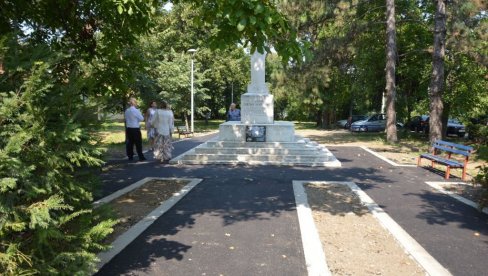 RADNICI I MAŠINE ZAPOSELI ČUKARIČKA NASELJA: Saniraju staze