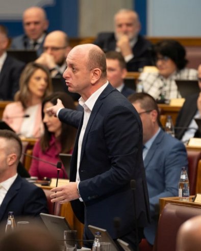 МИЛАН КНЕЖЕВИЋ: Позваћу Србију и Вучића да помогну Зети