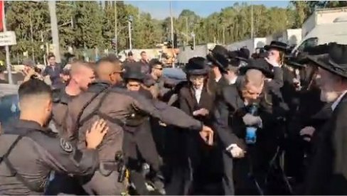 HAOS U IZRAELU: Prekršena tradicija stara 76 godina - Žestoka tuča ultraortodoksnih Jevreja i policije (VIDEO)