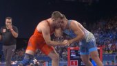 SRBIJA SLAVI! Aleksandar Komarov je svetski šampion!