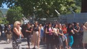 ELEK O HAPŠENJU ALEKSANDRA ARSENIJEVIĆA I STEFANA VELJKOVIĆA: Nastavak terora Prištine ELEK O HAPŠENJU ALEKSANDRA ARSENIJEVIĆA I STEFANA VELJKOVIĆA: Nastavak terora Prištine