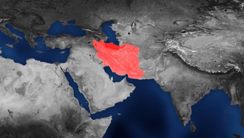 BORBE PROTIV NEPRIJATELJA OD NULTE UDALJENOSTI DO VELIKIH DUBINA: Iranski komandant ističe važnost pomorskog ratovanja