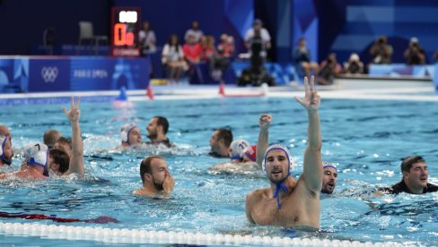 ДЕЛФИНИ ДАВЕ СВЕ ПРЕД СОБОМ! Србија разбила Јужну Африку на Светском првенству