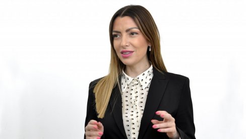MINISTARKA MESAROVIĆ SA STUDENTIMA: Podrška ovim mladim ljudima je građanska i moralna obaveza svih nas (VIDEO)