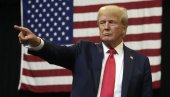 ТРЕБА ДА БУДЕ У ЗАТВОРУ: Трамп позива на хапшење градоначелника Чикага и гувернера Илиноиса