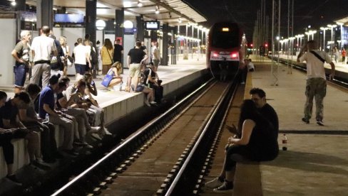 ŠOLAKOVI MEDIJI PRIPREMAJU TEREN ZA POLITIZACIJU EKOLOŠKIH PROTESTA