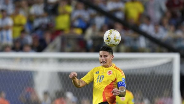 ШОК! Легендарни фудбалер хитно хоспитализован