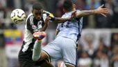 LIVERPUL MORA DA BUDE UPORNIJI: NJukasl odbio ponudu za Aleksandera Isaka