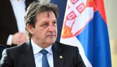 МИНИСТАР ГАШИЋ: Понош да одговори зашто је уништавао Војску Србије МИНИСТАР ГАШИЋ: Понош да одговори зашто је уништавао Војску Србије