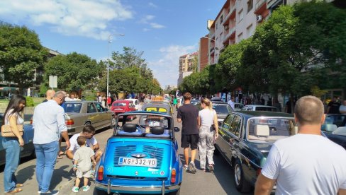 STIGAO I VETERAN SA KALEMEGDANA: Više od 170 lepotana iz Srbije i okruženja na šestom skupu oldtajmera u Paraćinu