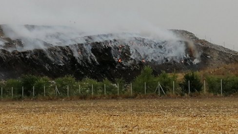 TREĆI PUT GORELA DEPONIJA U KIKINDI: Vatrogasci zaustavili vatru tek jutros, nema povređenih ljudi ( Foto)