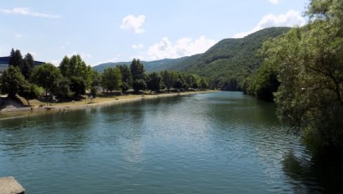 U VLASINU NA SOPSTVENU ODGOVORNOST: Završena sezona kupanja u Vlasotincu