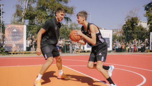 SVI ZNAJU KOLIKO VOLIM PARTIZAN: Bogdan Bogdanović progovorio o povratku u partizan SVI ZNAJU KOLIKO VOLIM PARTIZAN: Bogdan Bogdanović progovorio o povratku u partizan