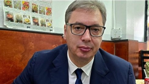 NISU MEKSIKANCI JOŠ BILI U LESKOVCU: Vučić probao meksičke tortilje u NJujorku - Iskusno se pravim da mi nije ništa (FOTO)