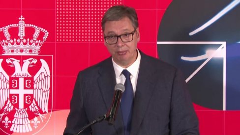 VELIKI I TEŽAK ZADATAK, ALI NASTAVLJAMO DA RADIMO Vučić se obratio građanima iz NJujorka pre povratka u zemlju