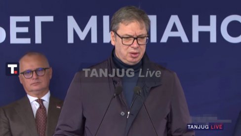 VUČIĆ U GORNJEM MILANOVCU: Predsednik prisustvuje otvaranju obilaznice (VIDEO)