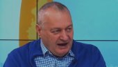 ПАО ЈОШ НИЖЕ! Миливојевић се огласио први пут након срамног коментара о Глишићу, па добио одговор (ВИДЕО) ПАО ЈОШ НИЖЕ! Миливојевић се огласио први пут након срамног коментара о Глишићу, па добио одговор (ВИДЕО)
