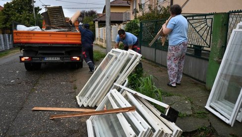 BESPLATNO ODNOSE KABASTI OTPAD: Akcija vršačkih komunalaca naišla na dobar odziv