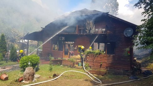 VATRA HARALA POMORAVLJEM: Ekstremna godina po broju otvorenih požara (FOTO)