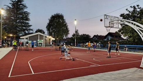 SPORTSKOM TERENU NAZIV „DUŠAN STOJANOVIĆ“: Predlog na sednici SO Paraćin (FOTO)