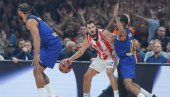 PREKINTA UTAKMICA CRVENA ZVEZDA - BARSELONA: Neverovatna scena u Areni, evo ko je krivac (VIDEO)